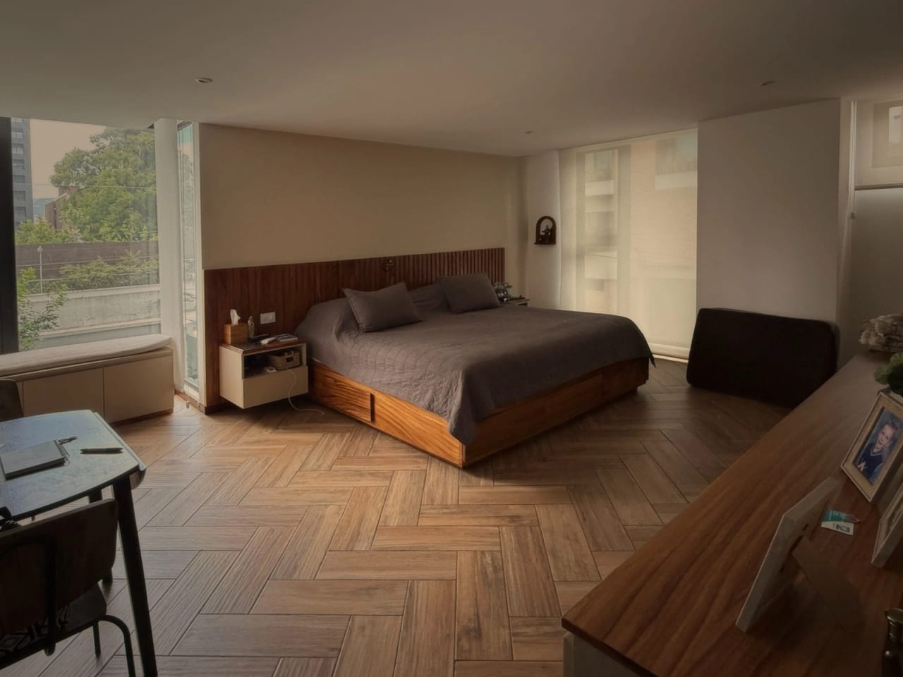 Apartamento grande Naori Zona 10 VENTA — Apartamento en Venta en Naori, Zona 10, Guatemala, Ciudad — foto 8 de 14