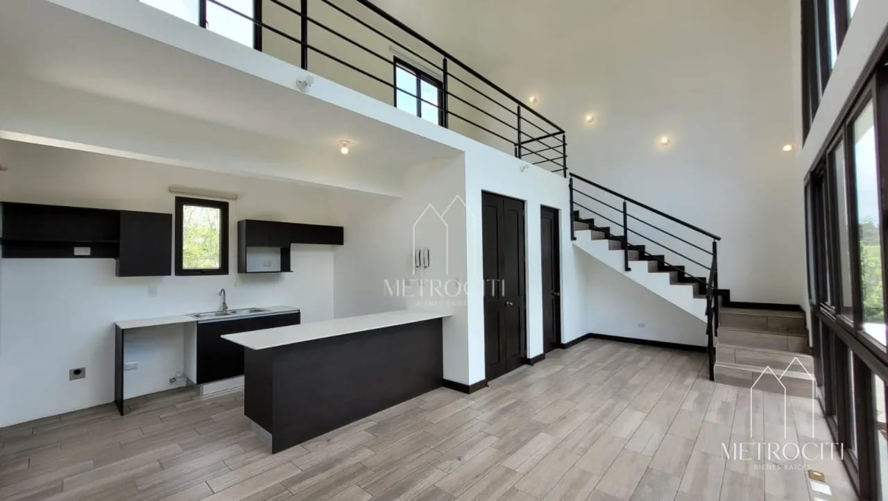 Se renta apartamento moderno tipo loft en zona 16 — Apartamento en Alquiler en La Montaña, Zona 16, Guatemala, Ciudad — foto 2 de 6