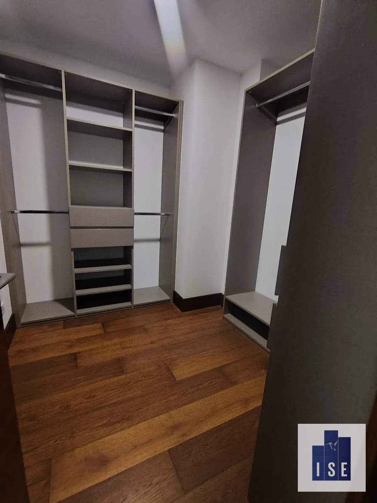 Apartamento en Alquiler Ápice I Z.15 — Apartamento en Alquiler en Ápice, Zona 15, Guatemala, Ciudad — foto 5 de 14