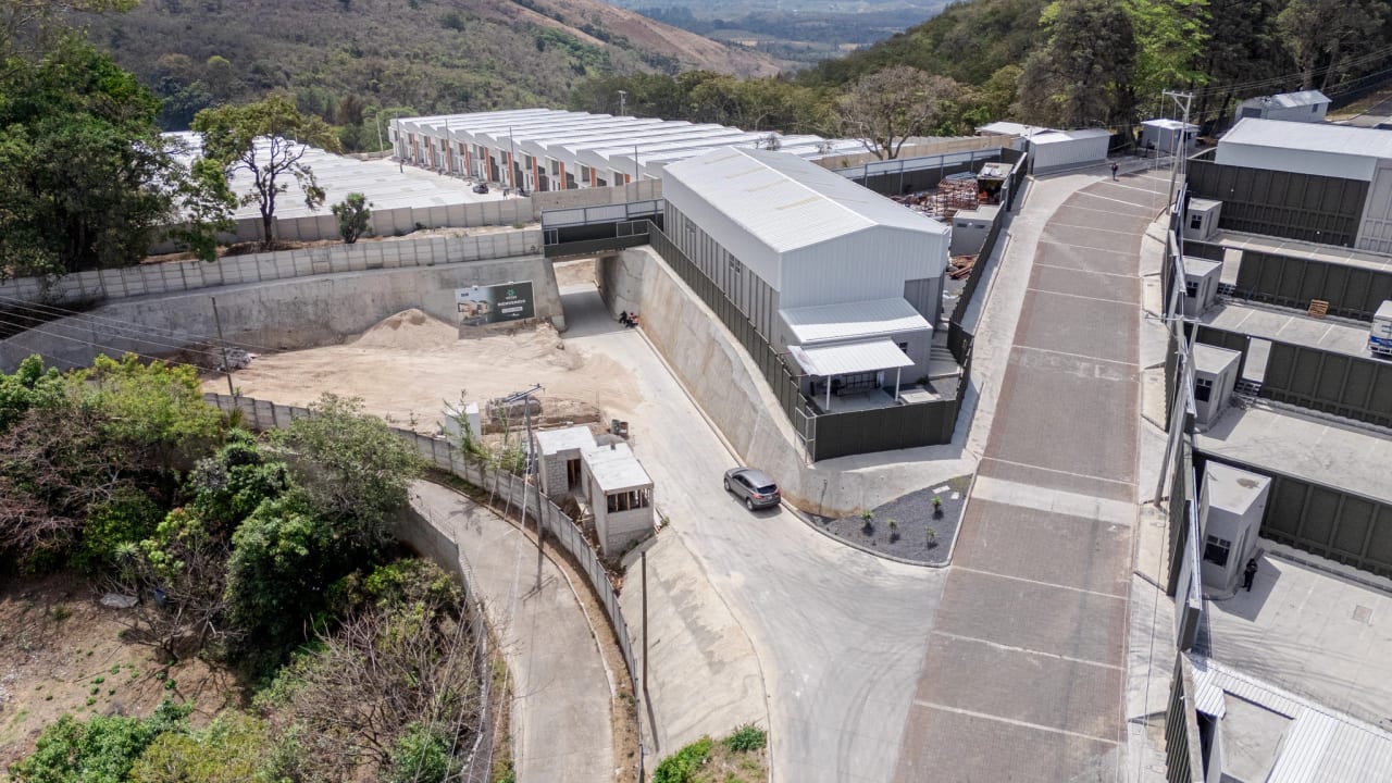 Ofibodegas para Estrenar, CAES Desde 282Mt2 / Complejo Industrial — Bodega / Ofibodega en Venta en Carretera a El Salvador, Guatemala, Ciudad — foto 14 de 14