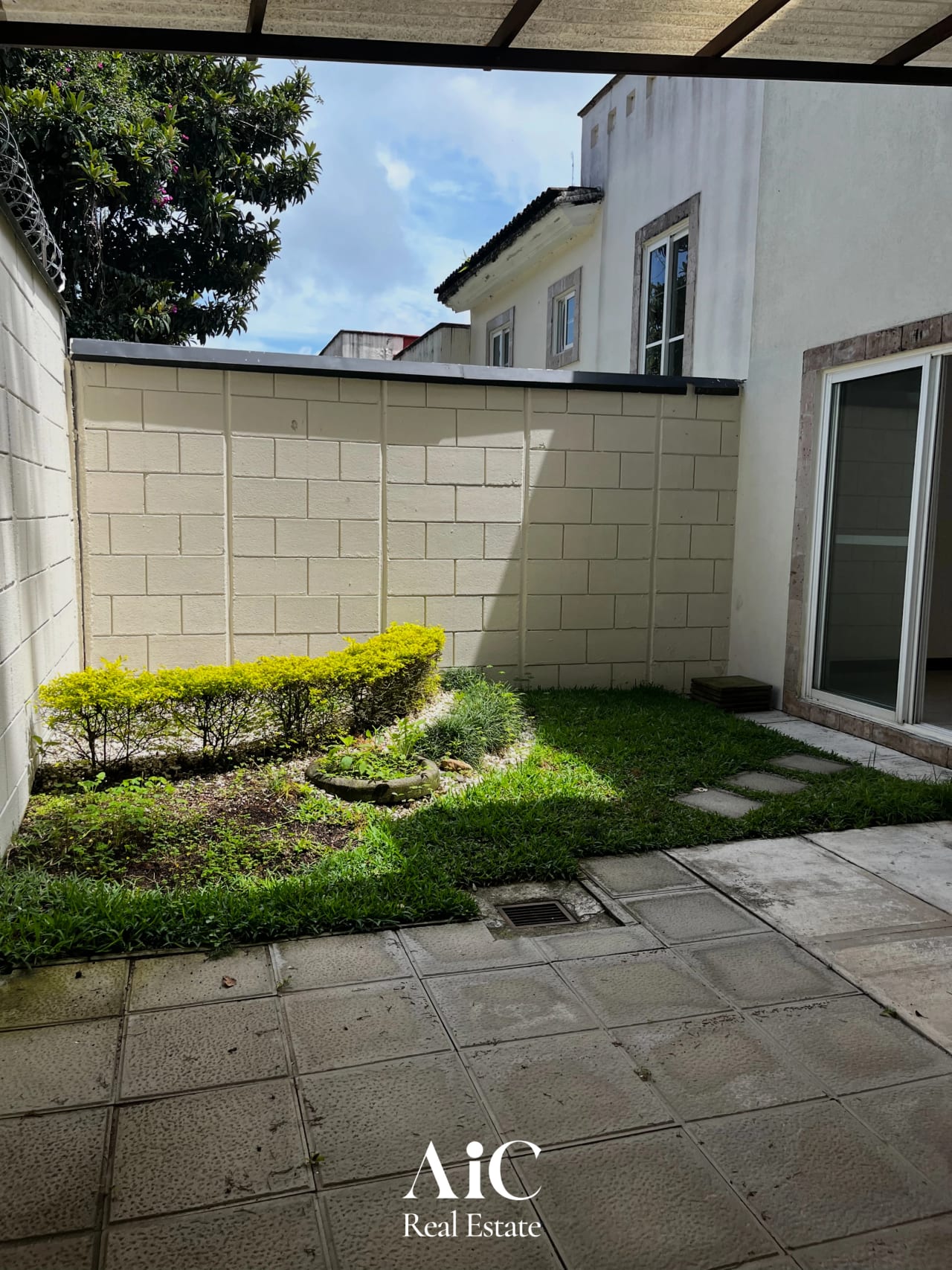 Casa Villa Venetto KM 25 3HAB Carretera a Sta. Elena Barillas — Casa en Venta en Santa Elena Barillas, Guatemala, Ciudad — foto 16 de 17