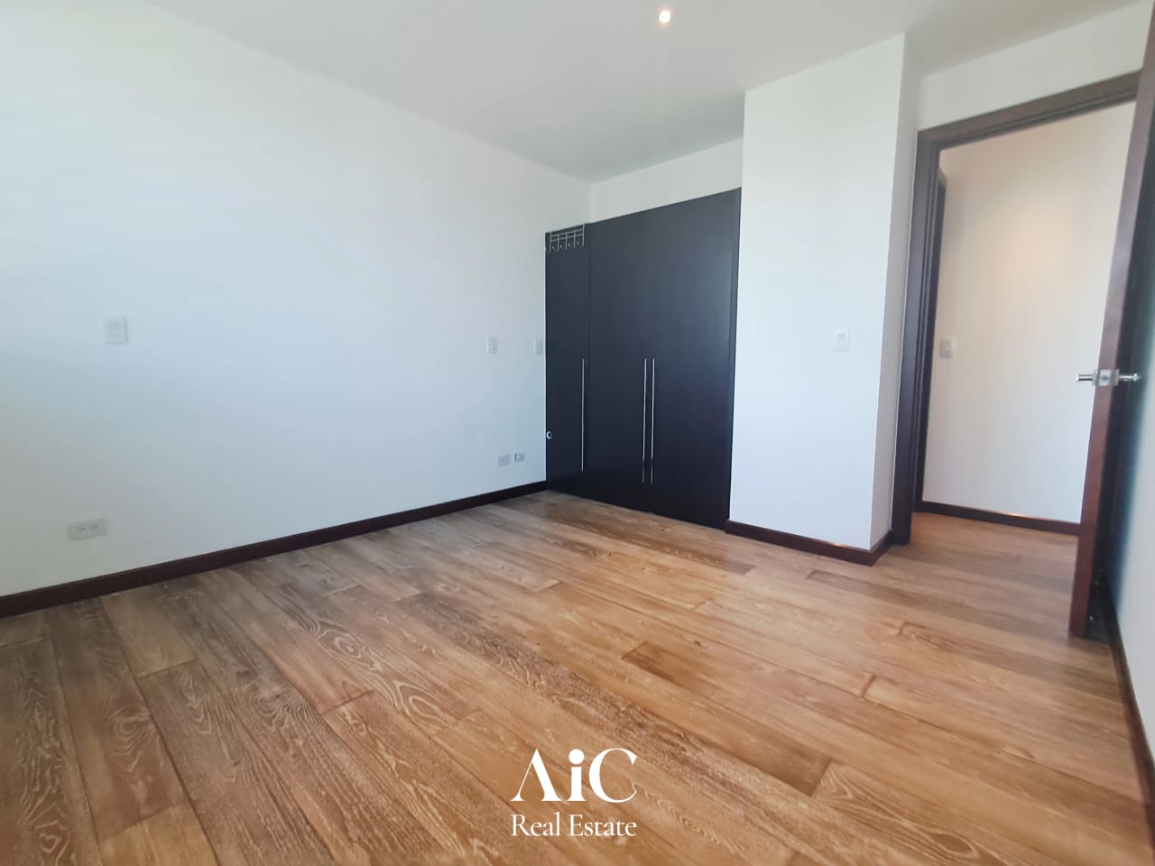 Apartamento con Línea Blanca, Edif. Vhista, Zona 15 — Apartamento en Alquiler en Vhista, Zona 15, Guatemala, Ciudad — foto 7 de 17