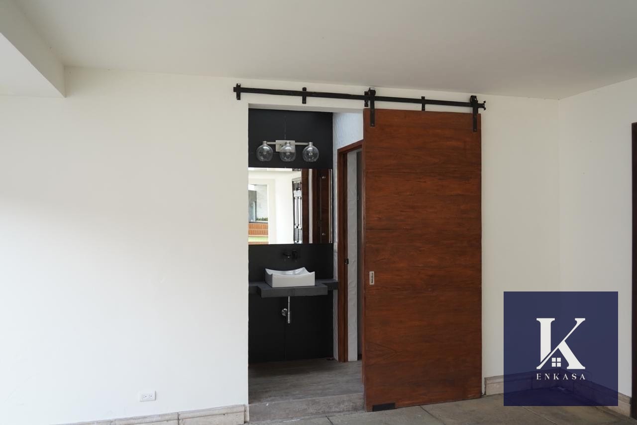 Casa Venta el Prado Zona 10 — Casa en Venta en Santa Catarina Pinula, Guatemala, Ciudad — foto 5 de 15