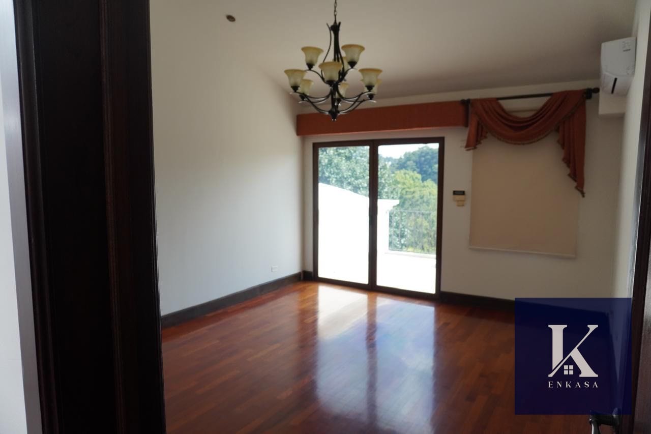 Casa Venta el Prado Zona 10 — Casa en Venta en Santa Catarina Pinula, Guatemala, Ciudad — foto 13 de 15