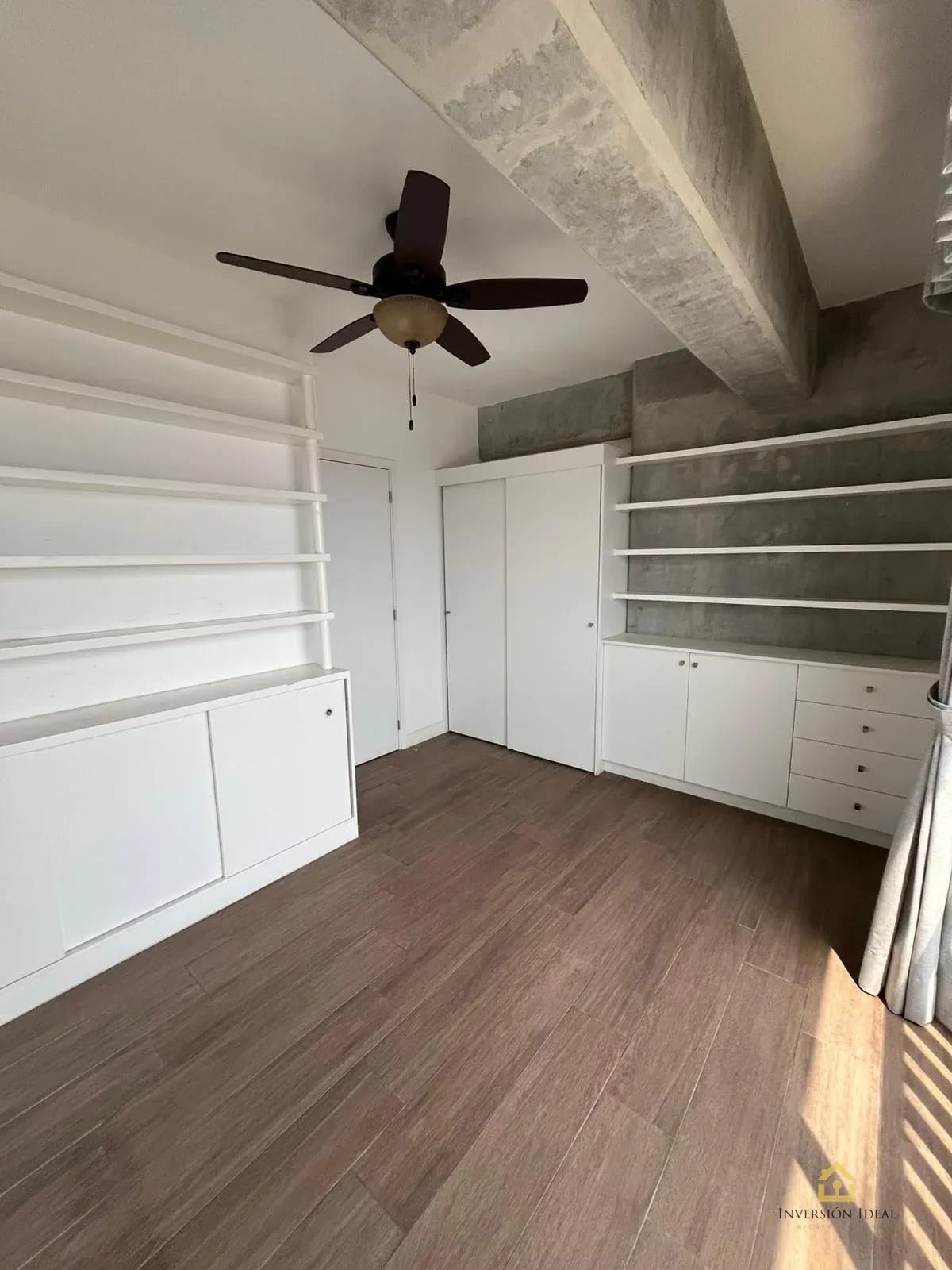 Apartamento en venta para inversión 2 dormitorios en Edificio Granat zona 4 — Apartamento en Venta en Granat, Zona 4, Guatemala, Ciudad — foto 4 de 17