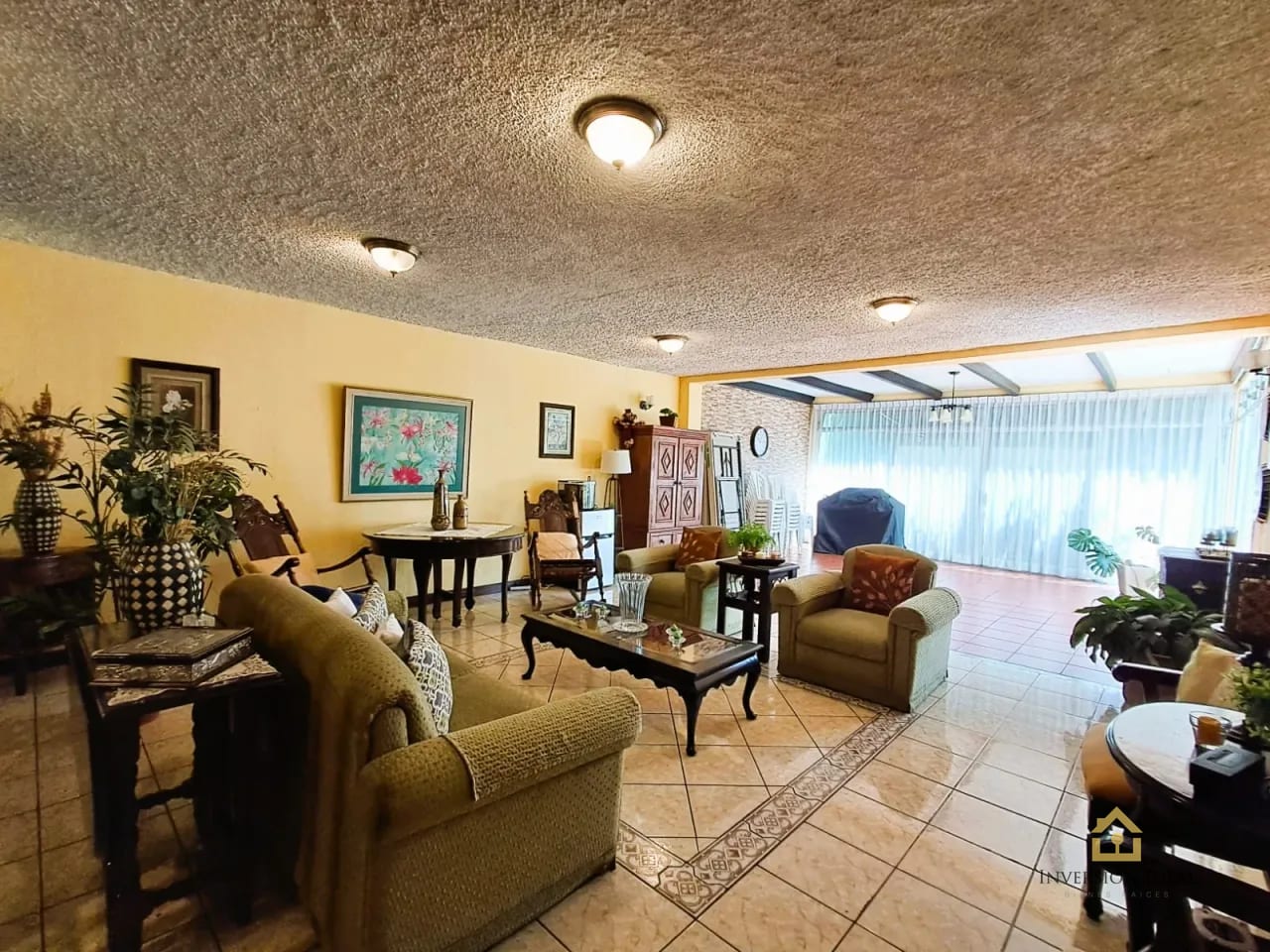 Vendo casa en zona 16 Colonia Lourdes 5 Habitaciones $545,000 — Casa en Venta en Lourdes, Zona 16, Guatemala, Ciudad — foto 7 de 17