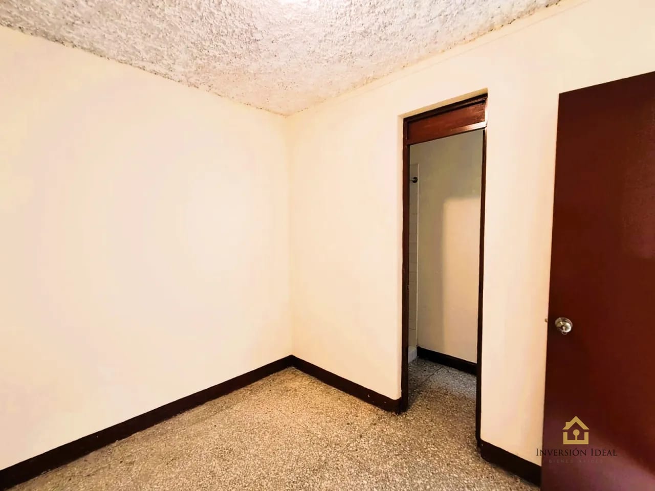 Rento Apartamento 2 Hab + cuarto de servicio en Oakland I zona 10 — Apartamento en Alquiler en Oakland I, Zona 10, Guatemala, Ciudad — foto 5 de 13