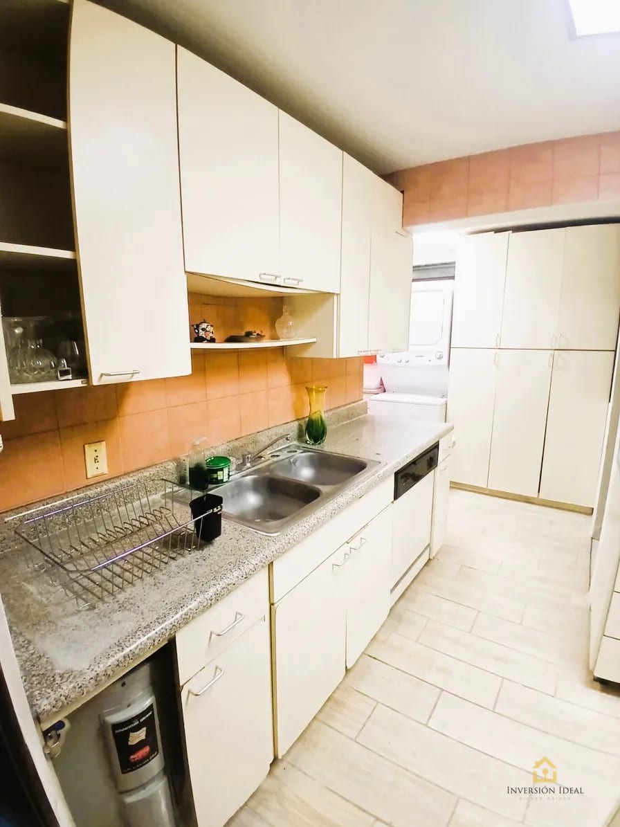 Apartamento en renta o venta 133 mts2 3 Hab + cuarto de servicio zona 10 — Apartamento en Alquiler en Villareal, Zona 10, Guatemala, Ciudad — foto 9 de 17