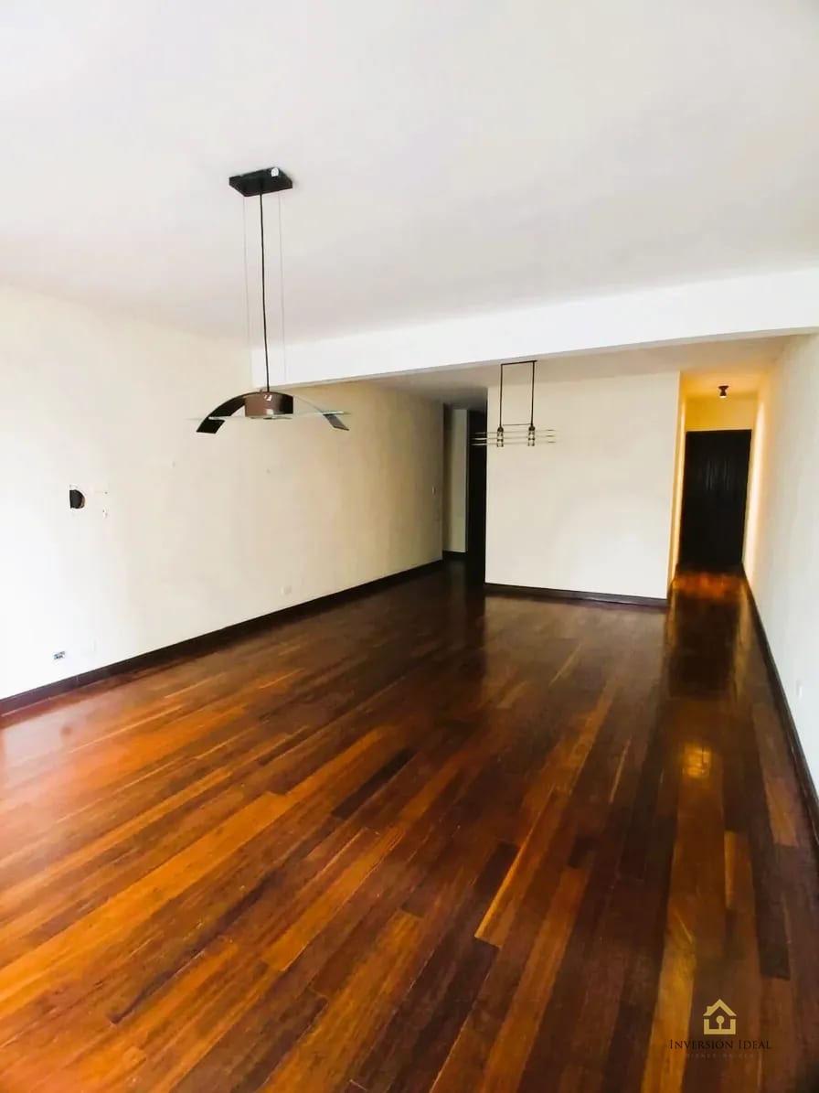 Apartamento en renta o venta 133 mts2 3 Hab + cuarto de servicio zona 10 — Apartamento en Alquiler en Villareal, Zona 10, Guatemala, Ciudad — foto 16 de 17