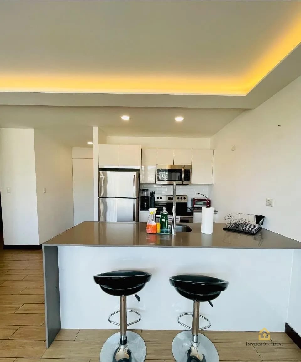 Apartamento amueblado en renta 1 habitación 55 mts2 - $750 | Edificio Avenik, Zona 15 Vista Hermosa II — Apartamento en Venta en Avenik, Zona 15, Guatemala, Ciudad — foto 9 de 11