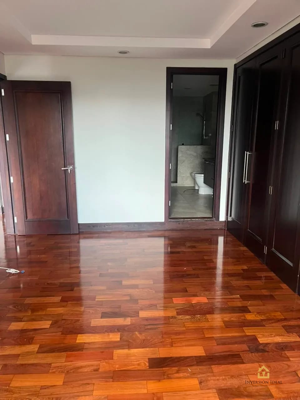 Apartamento en renta 2 habitaciones 101.40 mts2 - Santa Sofía zona 10 — Apartamento en Alquiler en Santa Sofía, Zona 10, Guatemala, Ciudad — foto 9 de 10