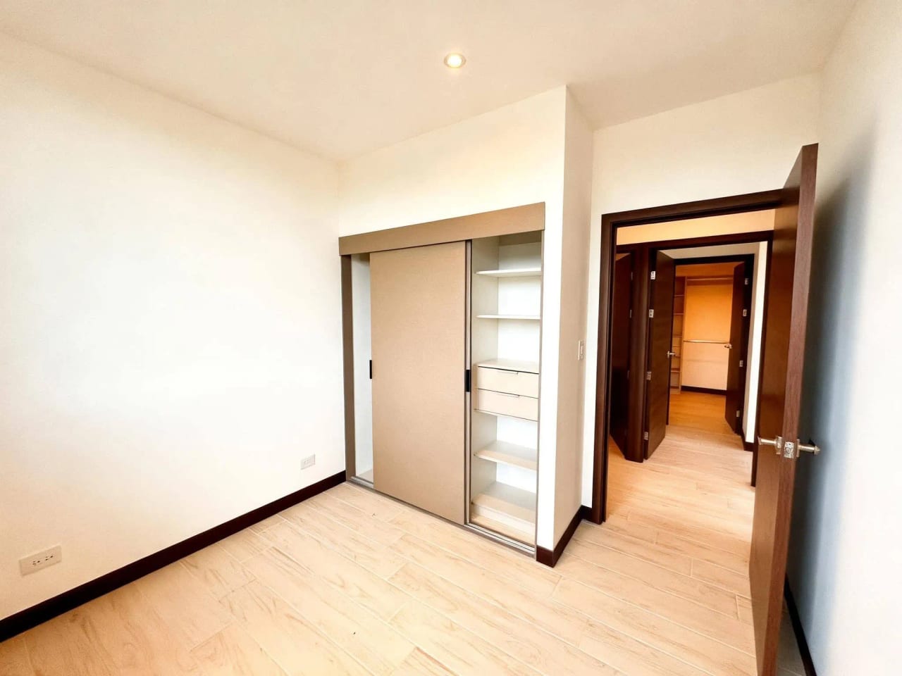 Apartamento en RENTA Edificio Spazio zona 15 — Apartamento en Venta en Vista Hermosa III, Zona 15, Guatemala, Ciudad — foto 8 de 9