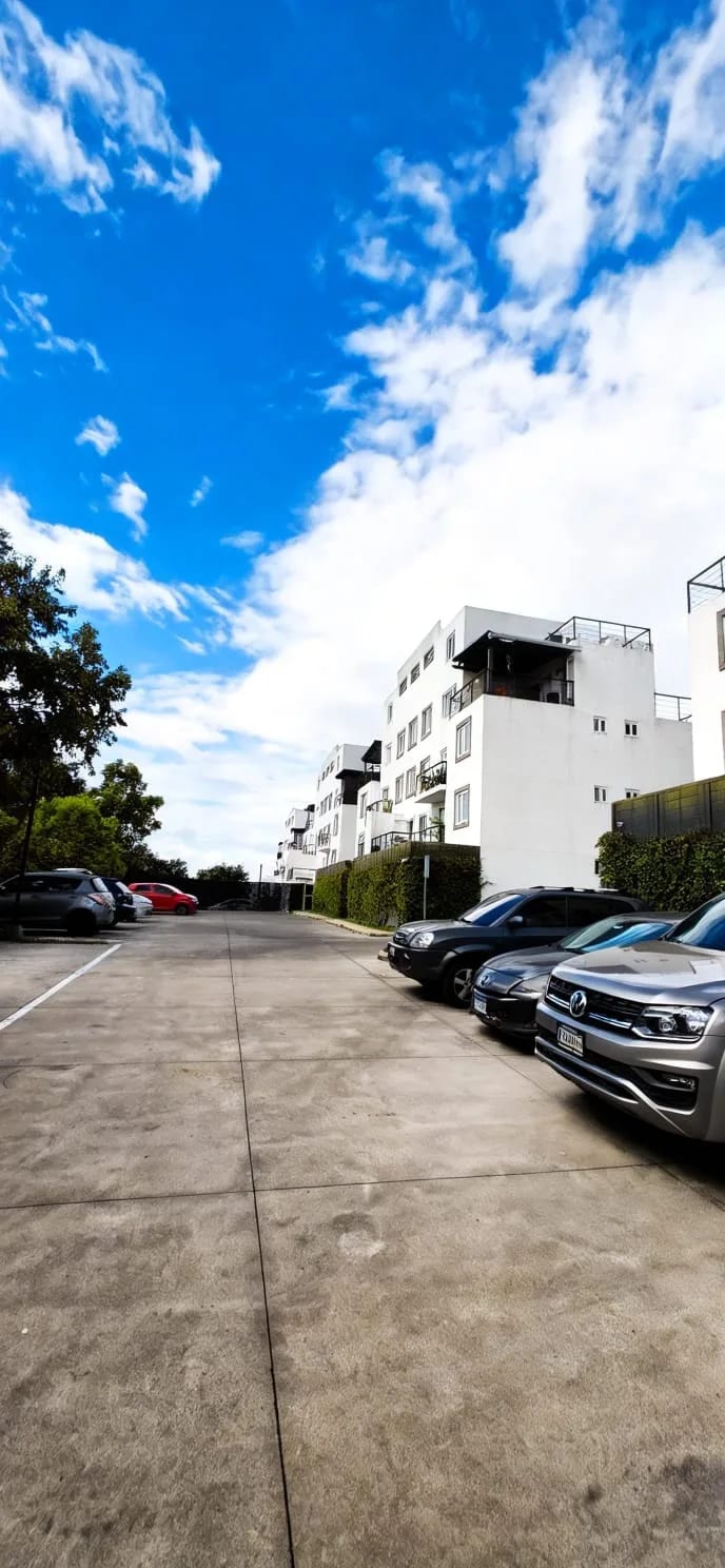 Apartamento en VENTA Portal de San Isidro 3 zona 16 — Apartamento en Venta en Portal de San Isidro III, Zona 16, Guatemala, Ciudad — foto 3 de 12