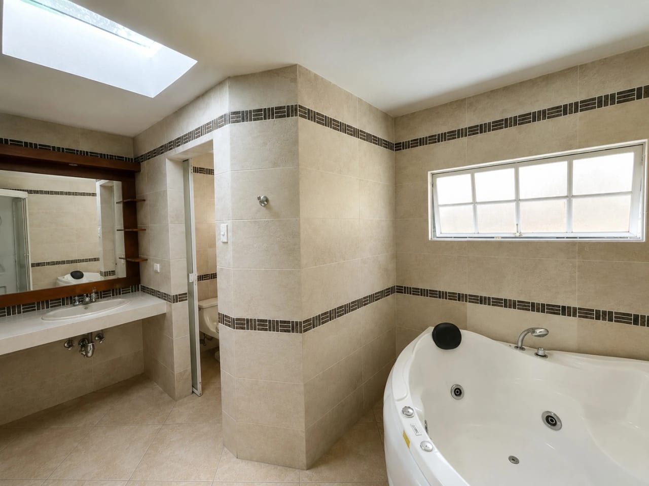 Casa en Venta Barrio de San Nicolas 2, zona 4 de Mixco atrás de Walmart San Nicolas — Casa en Venta en Zona 4 Mixco, Guatemala, Ciudad — foto 10 de 15