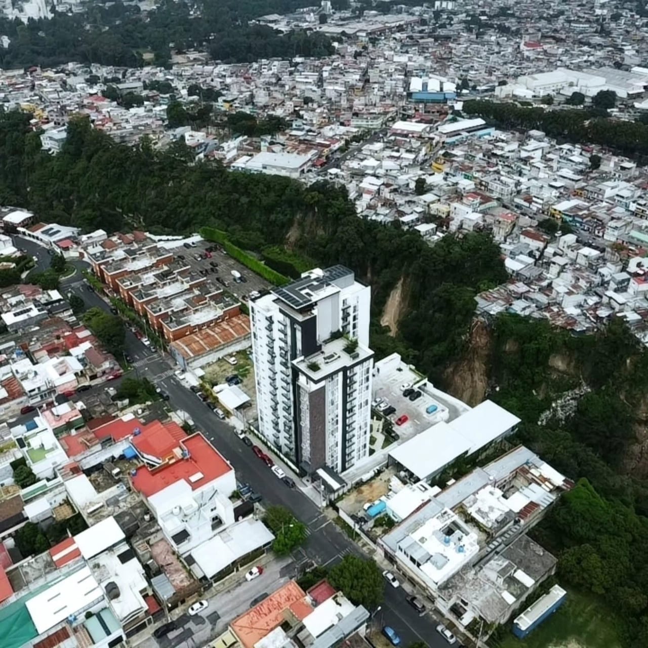 Lindo Apartamento de 2 Habitaciones Zona 2 Edificio Bossen — Apartamento en Venta en Bossen, Zona 2, Guatemala, Ciudad — foto 1 de 16
