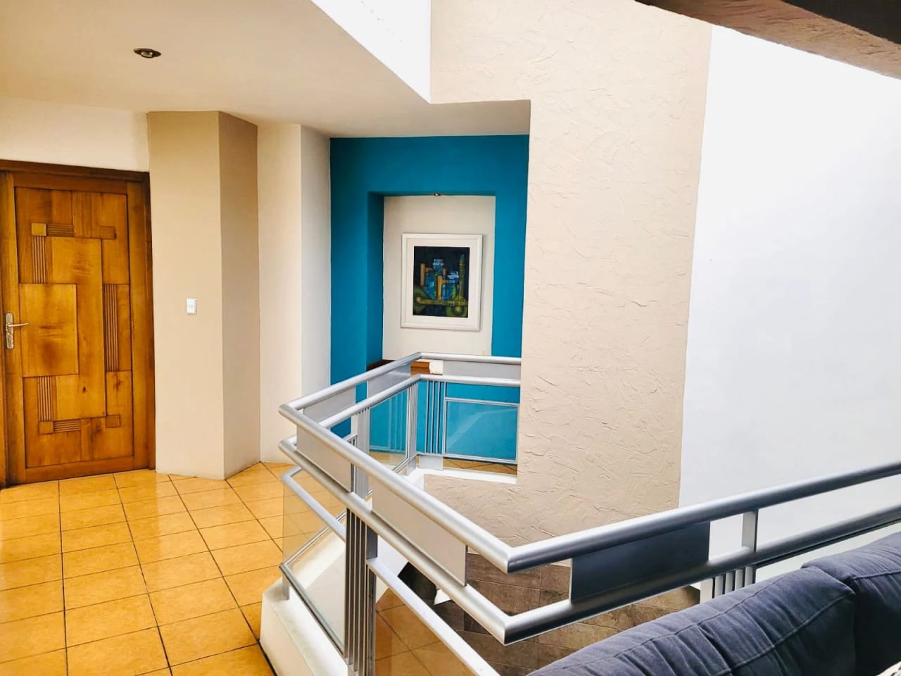 Hermosa casa con jardín, en km 19.5 a San José Pinula Condominio Los Manantiales. — Casa en Venta en San José Pinula, Guatemala, Ciudad — foto 5 de 16