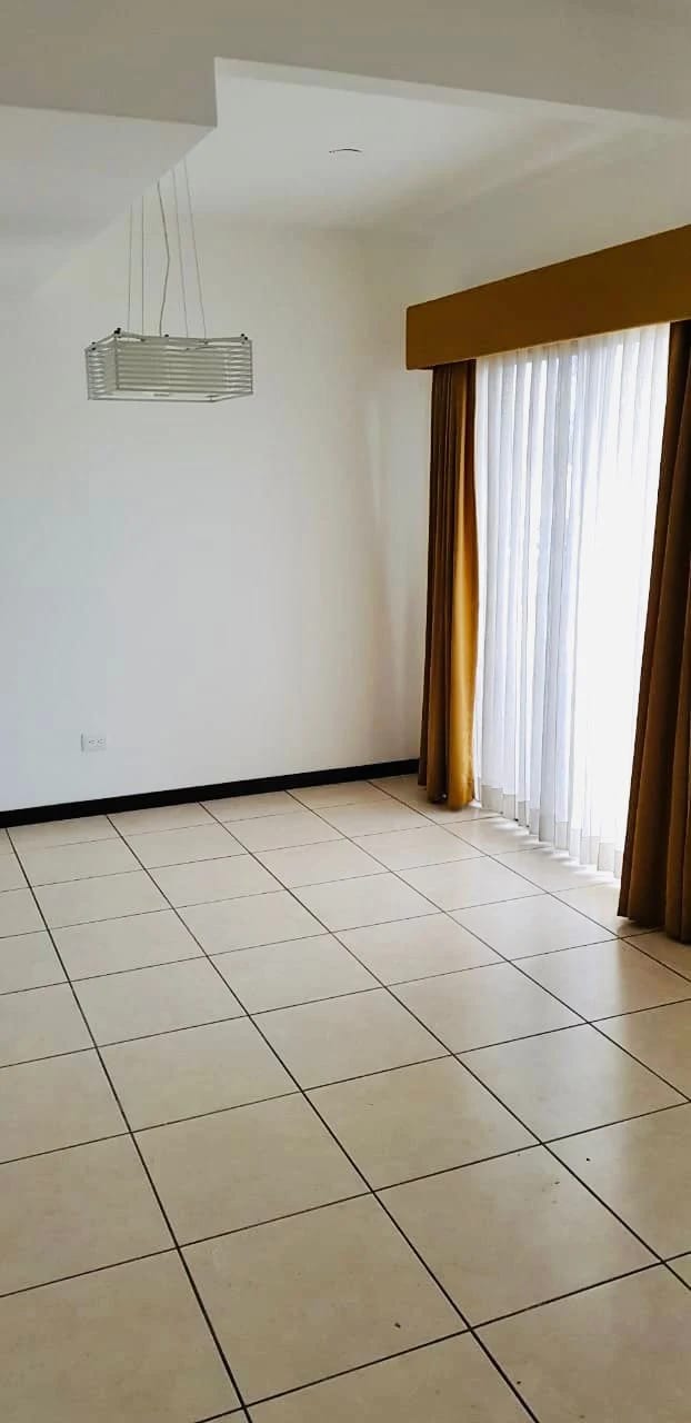 VH4 Vistas de San Isidro Zona 16, Casa de 4 dormitorios en venta — Casa en Venta en Zona 16, Guatemala, Ciudad — foto 4 de 14