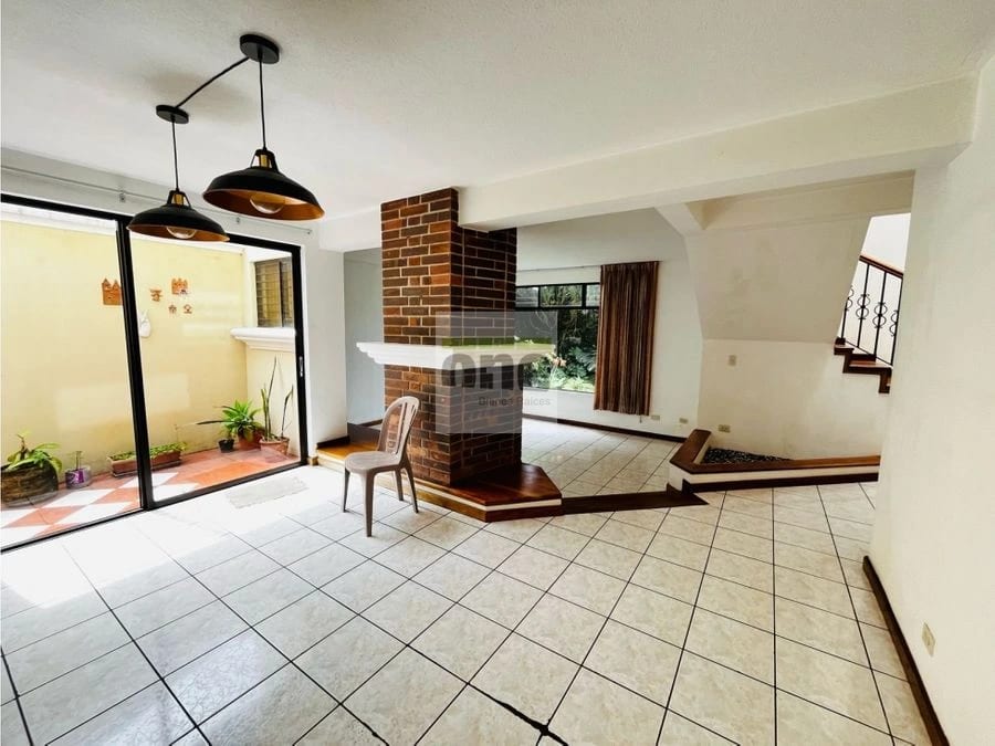 Casa de 3 dormitorios en alquiler en Condominio Los Manantiales — Casa en Alquiler en San José Pinula, Guatemala, Ciudad — foto 1 de 16