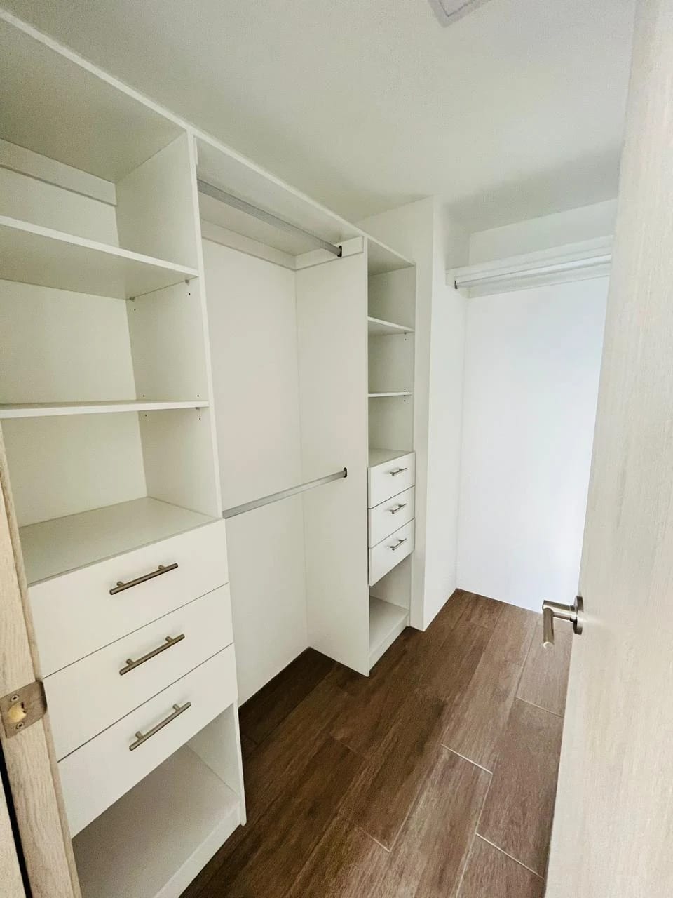 En alquiler Apartamento de 3 dormitorios en zona 12 — Apartamento en Alquiler en Zona 12, Guatemala, Ciudad — foto 10 de 15