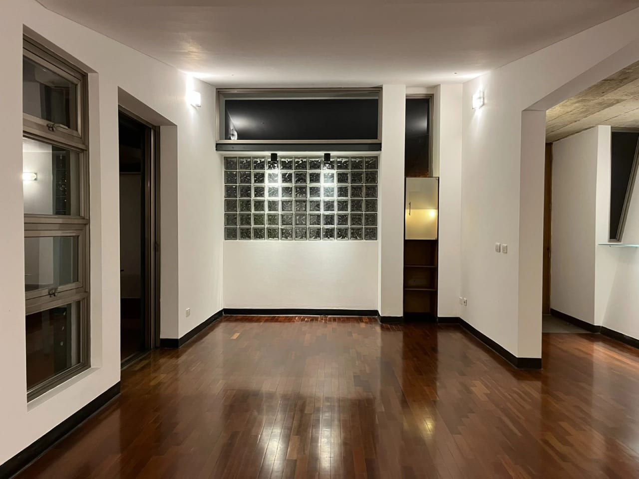 Vive en Oakland Zona 10 – Seguridad, Confort y Estilo — Apartamento en Venta en Zona 10, Guatemala, Ciudad — foto 3 de 7