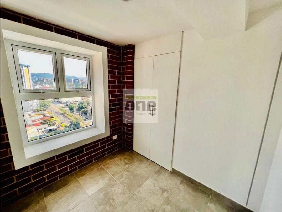 Alquiler de Apartamento de 2 dormitorios en Zona 4 — Apartamento en Alquiler en Zona 4, Guatemala, Ciudad — foto 10 de 14