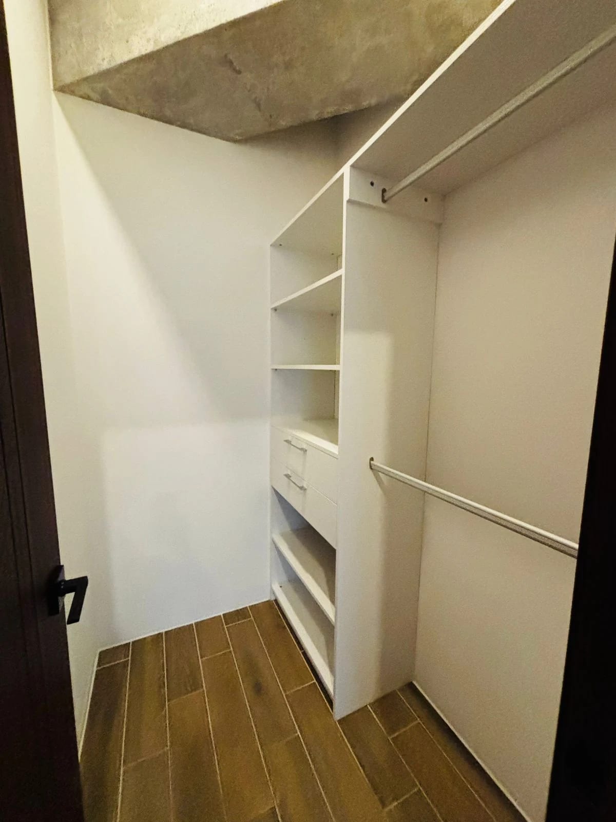 Lindo Apartamento tipo coral en alquiler en zona 4 — Apartamento en Alquiler en Zona 4, Guatemala, Ciudad — foto 10 de 14