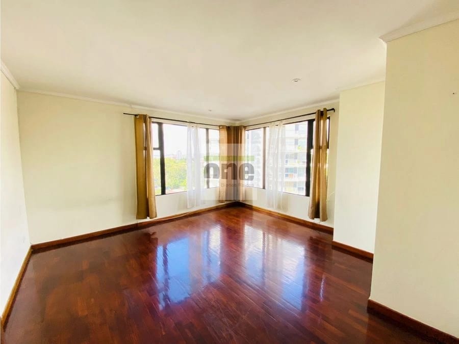 Apartamento de 2 dormitorios ideal para inversión, en zona 10 — Apartamento en Venta en Zona 10, Guatemala, Ciudad — foto 8 de 13