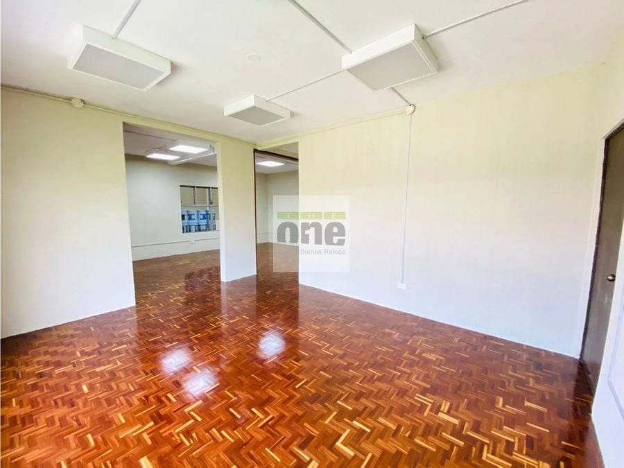 Espaciosa casa para oficinas en zona 10, Oakland — Oficina en Alquiler en Zona 10, Guatemala, Ciudad — foto 4 de 10