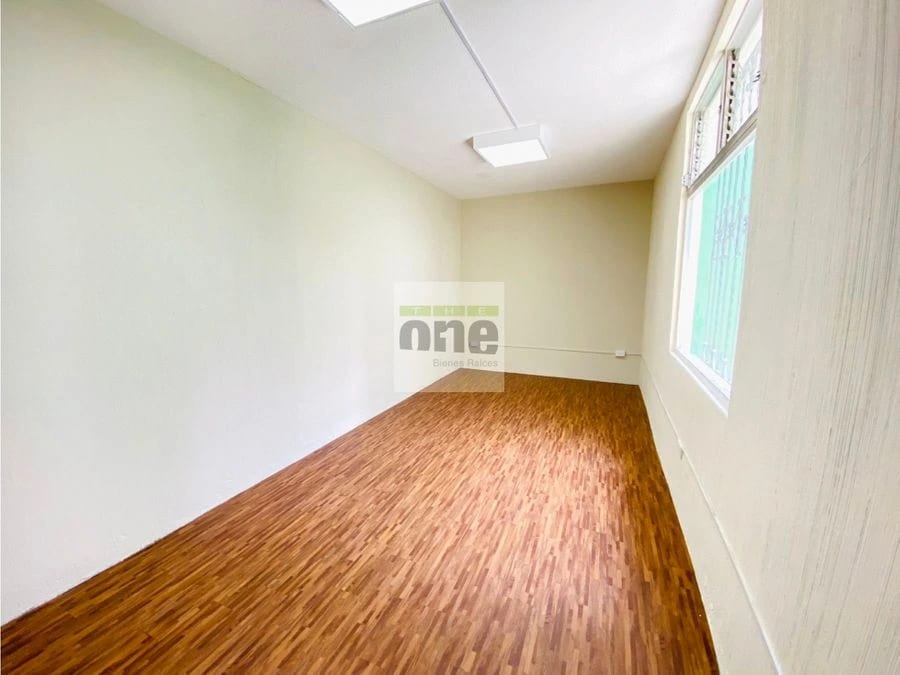 Espaciosa casa para oficinas en zona 10, Oakland — Oficina en Alquiler en Zona 10, Guatemala, Ciudad — foto 7 de 10