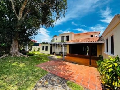 Real del Campo Km 25 a Santa Elena Barillas casa de 4 dormitorios — Casa en Venta en Santa Elena Barillas, Guatemala, Ciudad — foto 5 de 6
