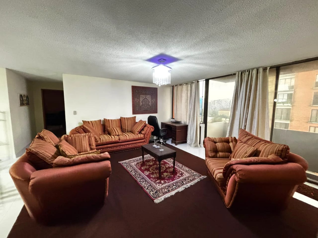 Listo para mudarte!! Apartamento amueblado en el corazón de Zona 10 — Apartamento en Alquiler en Zona 10, Guatemala, Ciudad — foto 11 de 11