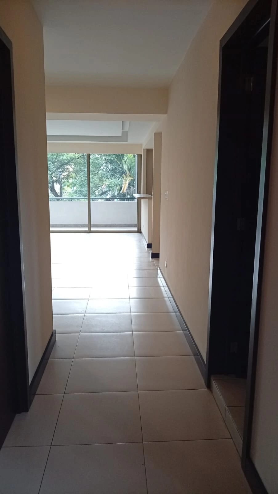Alquiler Apartamento 2 dormitorios con 186 mts - zona 14 — Apartamento en Alquiler en Zona 14, Guatemala, Ciudad — foto 3 de 9