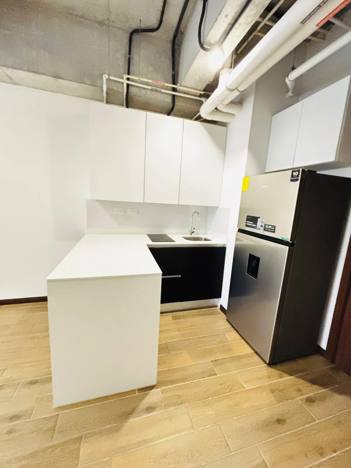 Hermoso apartamento de 1 dormitorio, tipo coral en zona 4 — Apartamento en Alquiler en Zona 4, Guatemala, Ciudad — foto 5 de 14