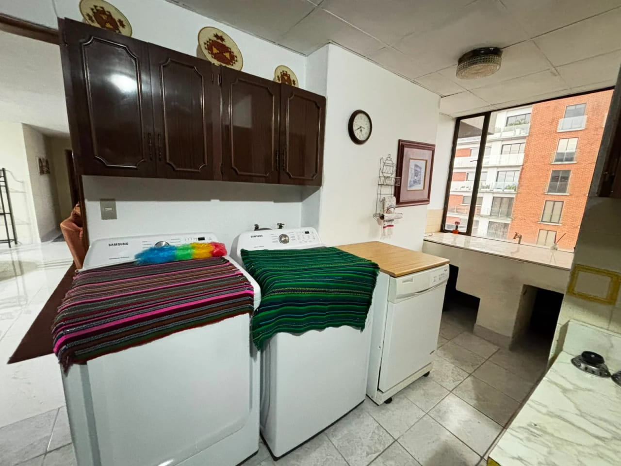 Apartamento Amueblado en Alquiler en Zona 10 — Apartamento en Alquiler en Zona 10, Guatemala, Ciudad — foto 8 de 11