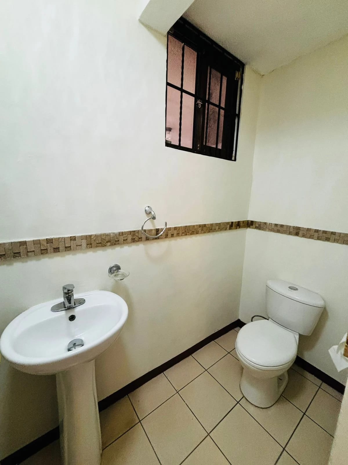 Casa con jardín en Km 27 Carretera a El Salvador — Apartamento en Venta en Carretera a El Salvador, Guatemala, Ciudad — foto 5 de 17