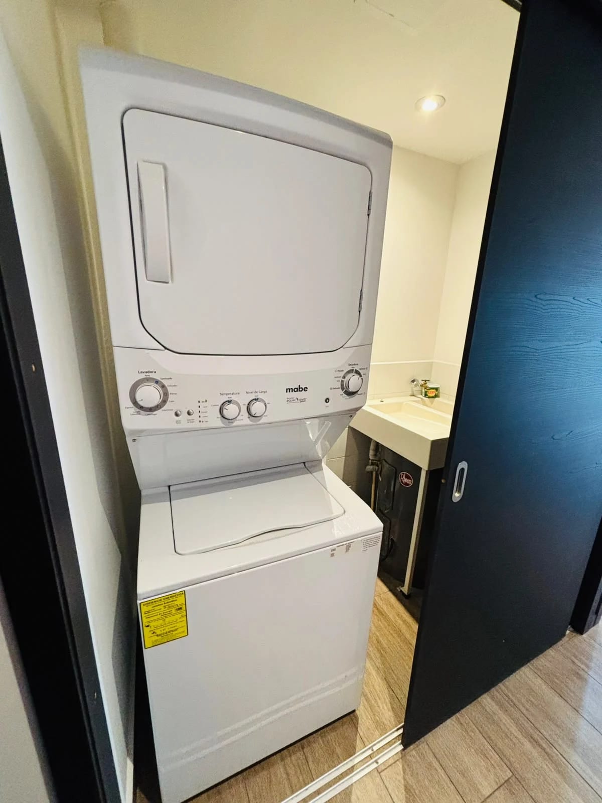 Apartamento en venta de 2 dormitorios zona 10 — Apartamento en Venta en Zona 10, Guatemala, Ciudad — foto 10 de 11