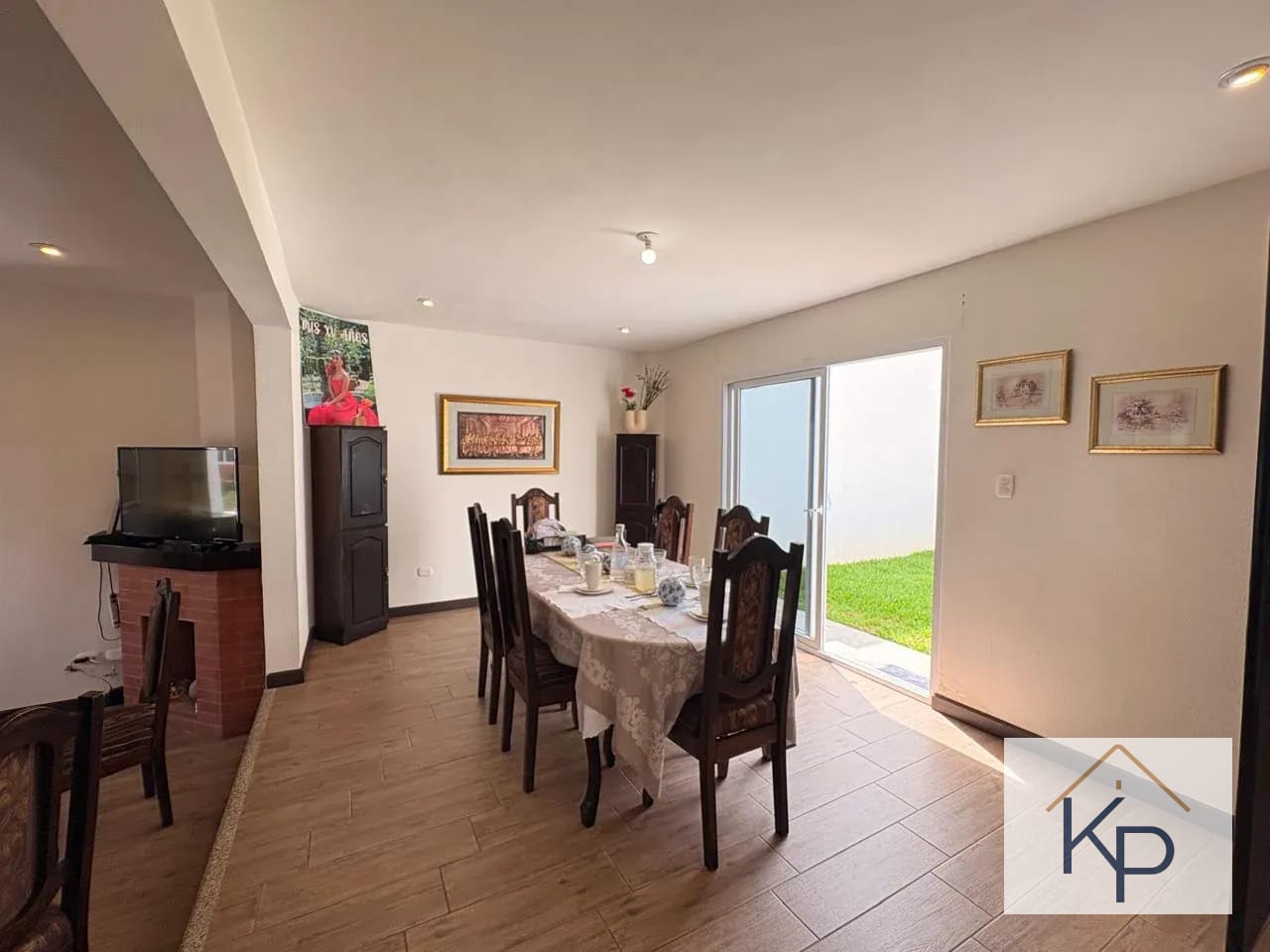 Bonita casa en venta Bosques de Capelo Km 23 CAES — Casa en Venta en Carretera a El Salvador, Guatemala, Ciudad — foto 4 de 17