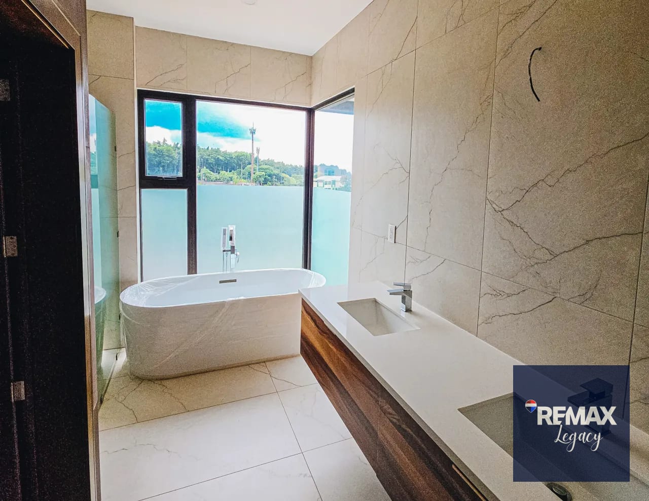Casa Venta | Residencial El Pino - Sausalito | Km 20.5 Fraijanes — Casa en Venta en Sausalito, Carretera a El Salvador, Guatemala, Ciudad — foto 13 de 14