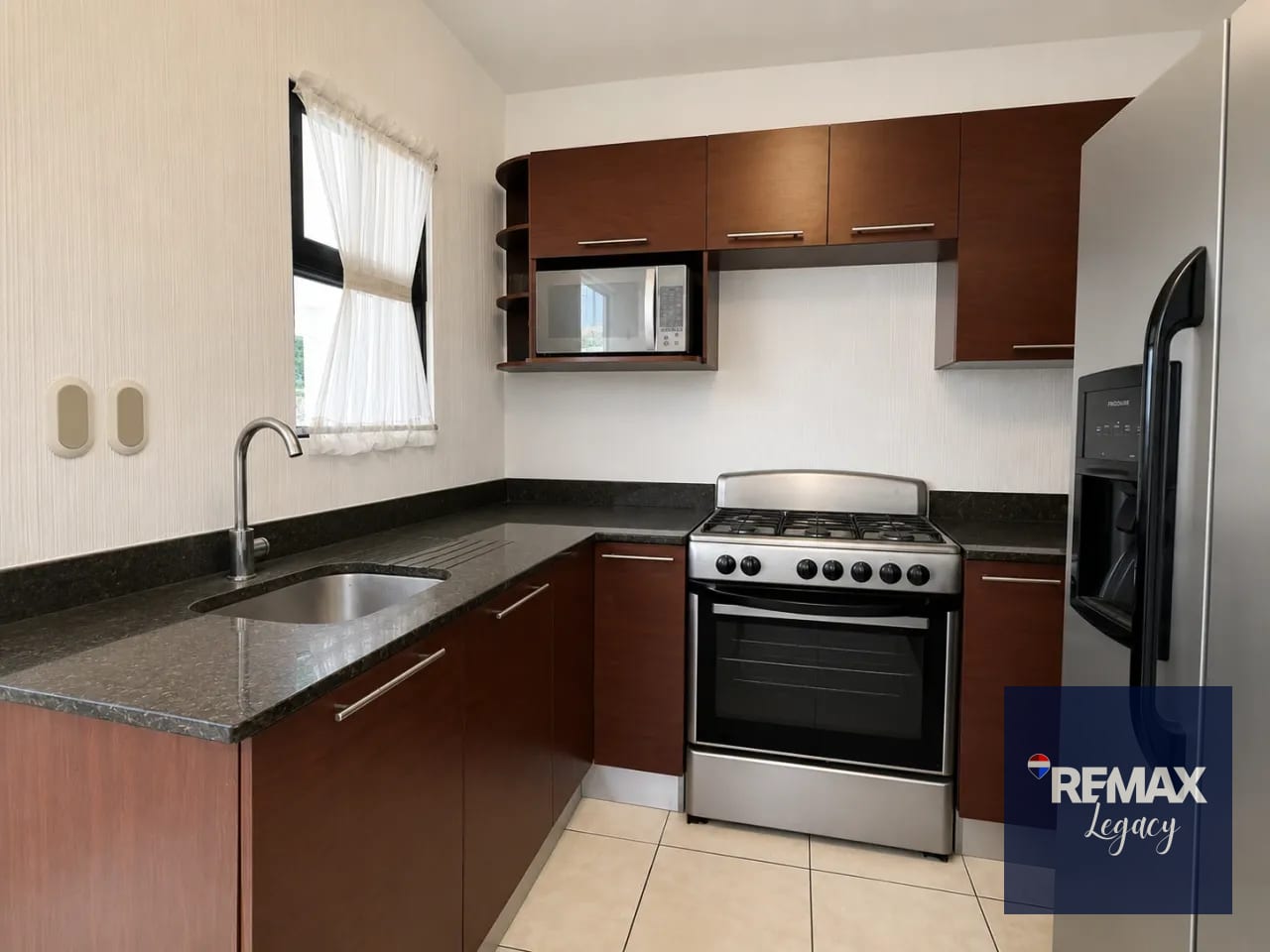 Casa en Venta | Portal de San Isidro I | Zona 16 — Casa en Venta en San Isidro, Zona 16, Guatemala, Ciudad — foto 4 de 14