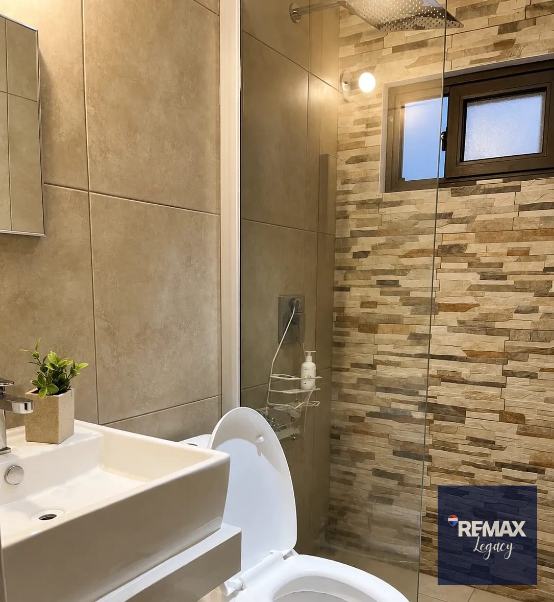 Casa Venta | Condado Rosaire | Fraijanes — Casa en Venta en Fraijanes, Carretera a El Salvador, Guatemala, Ciudad — foto 9 de 12