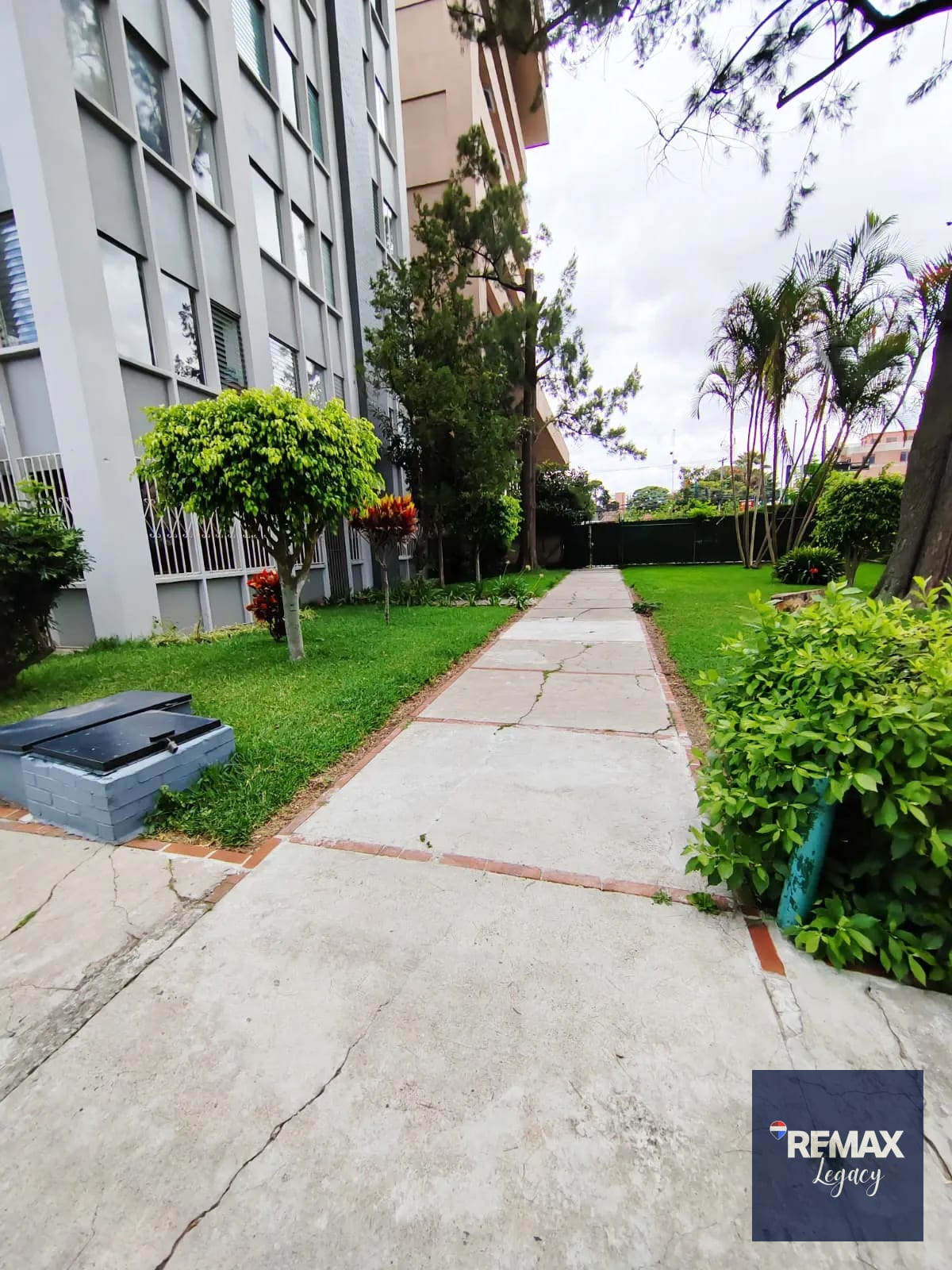 Apartamento Venta | Condominio Zona 10 — Apartamento en Venta en Zona 10, Guatemala, Ciudad — foto 16 de 17