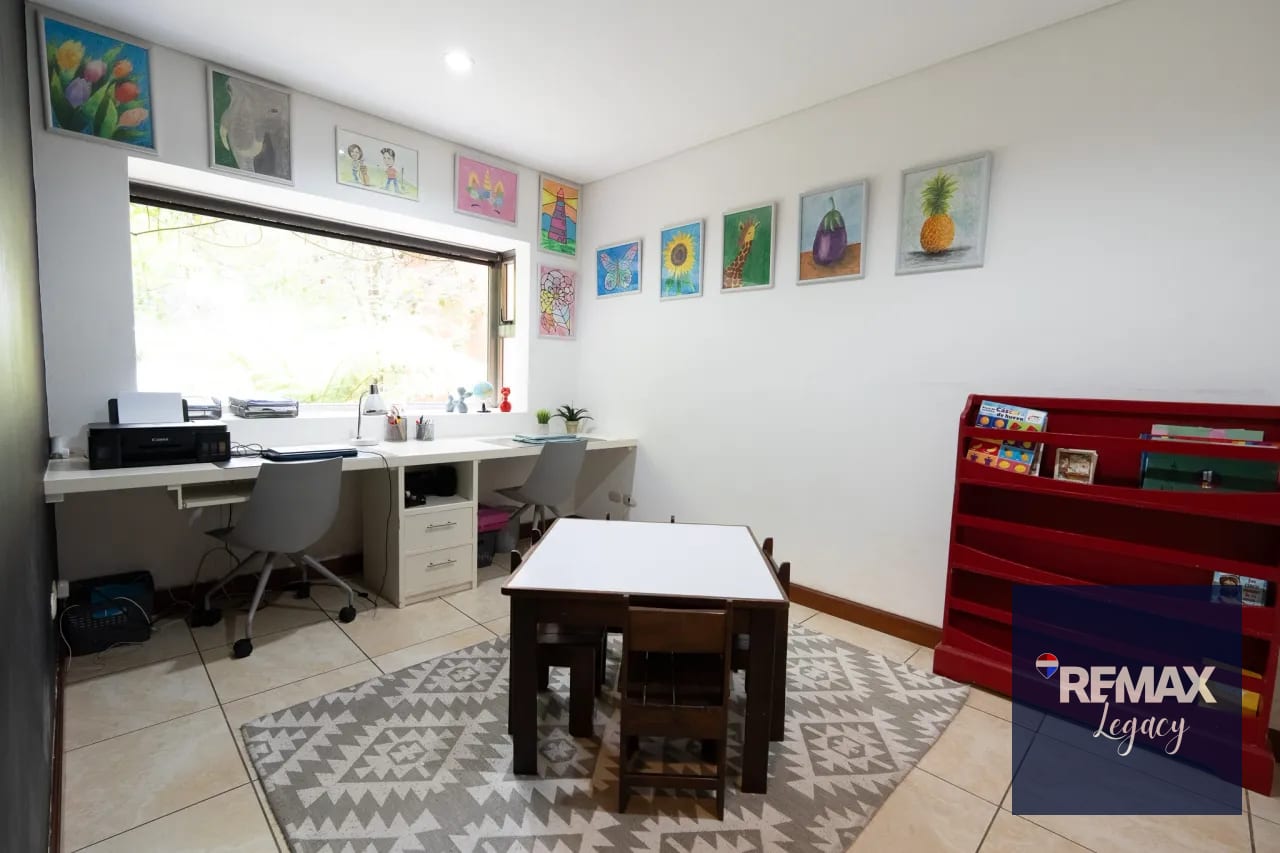 Casa Venta | Villa Serena | Muxbal — Casa en Venta en Muxbal, Guatemala, Ciudad — foto 7 de 17