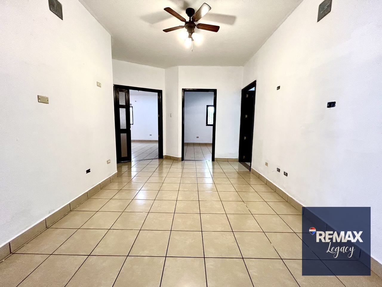 Casa Venta | De un nivel | Jardines de San Isidro | zona 16 — Casa en Venta en Jardines de San Isidro, Zona 16, Guatemala, Ciudad — foto 6 de 17