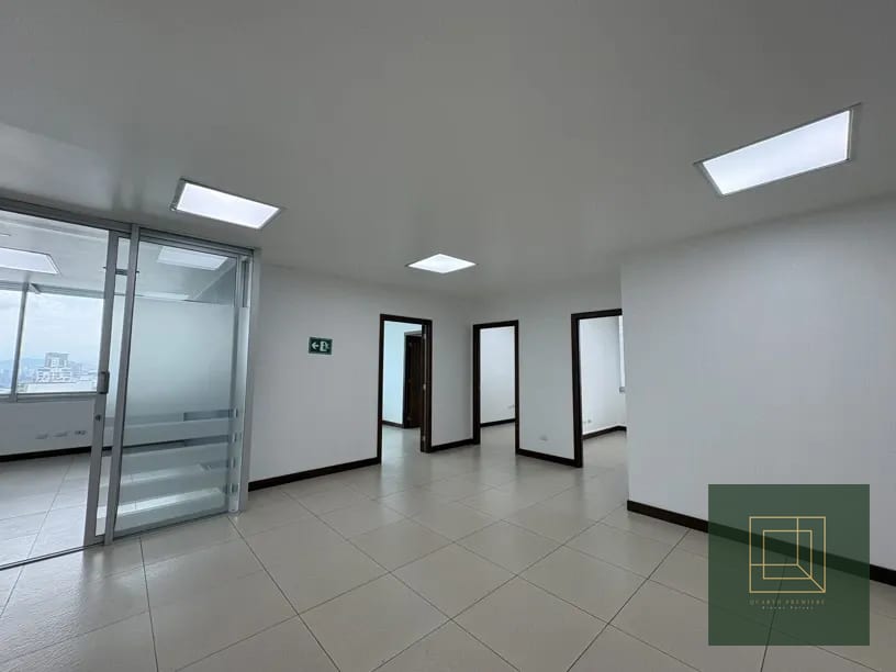 Oficina en renta, edificio Avante zona 15 — Oficina en Alquiler en Avante, Zona 15, Guatemala, Ciudad — foto 2 de 8