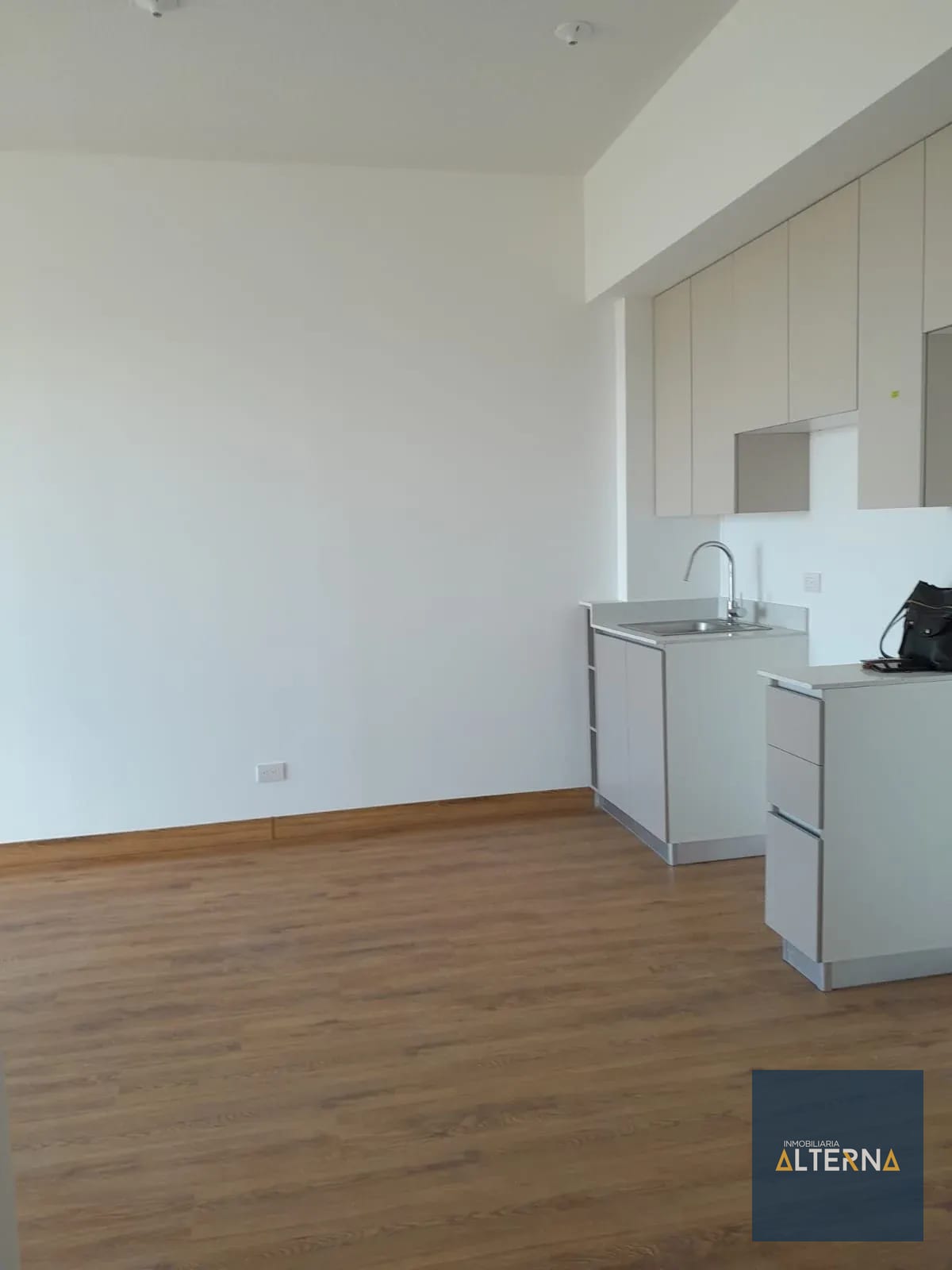 Apartamento en Renta en Zona 2 — Apartamento en Alquiler en Zona 2, Guatemala, Ciudad — foto 11 de 17