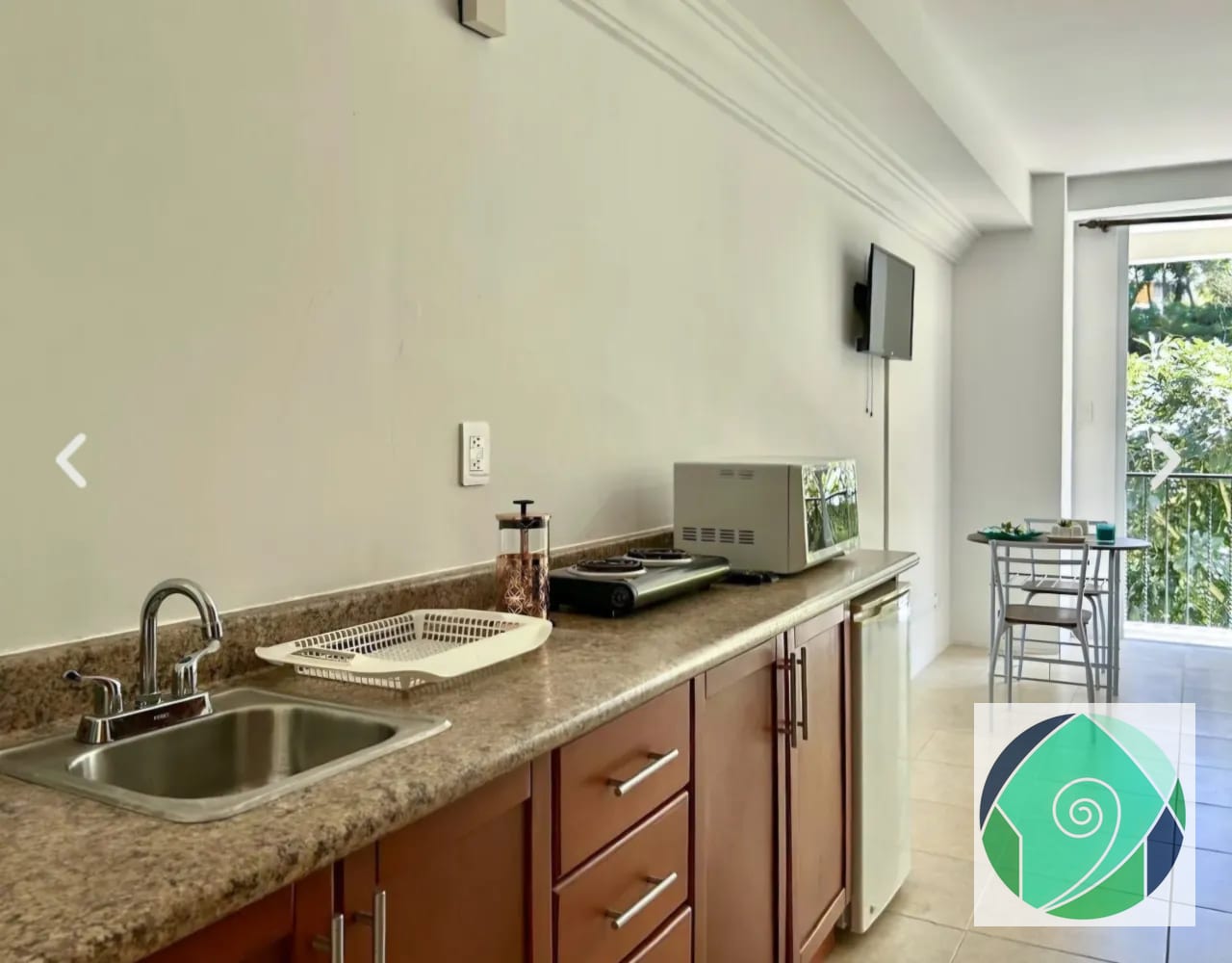Alquiler Efficiency amueblado en zona 16 — Apartamento en Alquiler en La Montaña, Zona 16, Guatemala, Ciudad — foto 5 de 6
