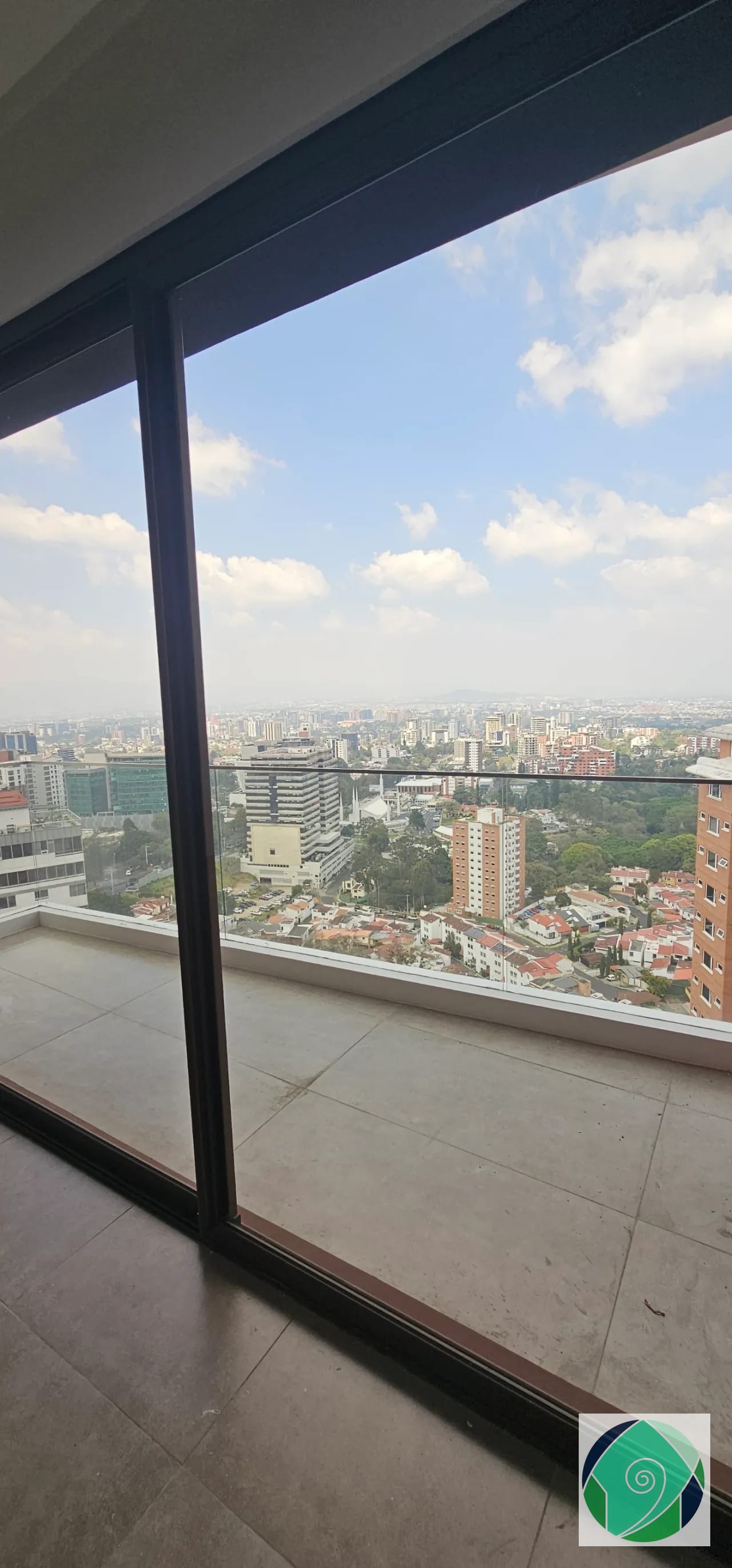 Venta apartamento de 2 habitaciones en San Lázaro, Zona 15 — Apartamento en Venta en Albero San Lazaro, Zona 15, Guatemala, Ciudad — foto 3 de 15