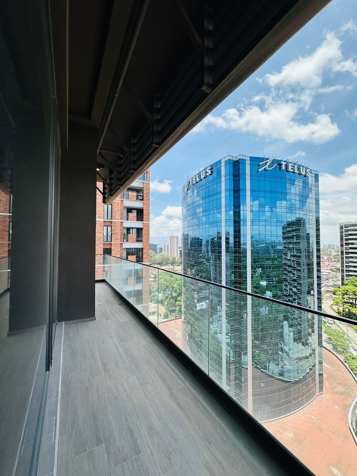 Apartamento en venta zona 10 — Apartamento en Venta en Zona 10, Guatemala, Ciudad — foto 1 de 7