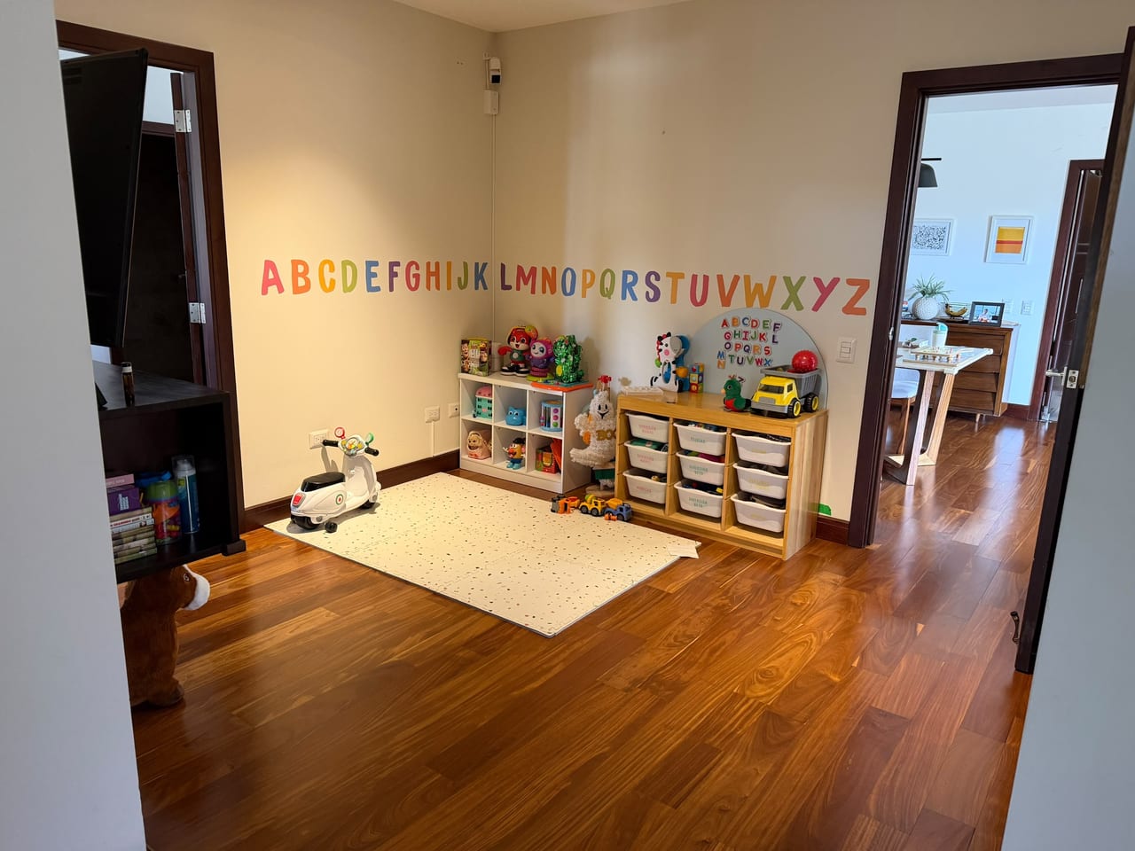 Espectacular apartamento en renta zona 14 — Apartamento en Alquiler en Tiffany Cañada, Zona 14, Guatemala, Ciudad — foto 3 de 7