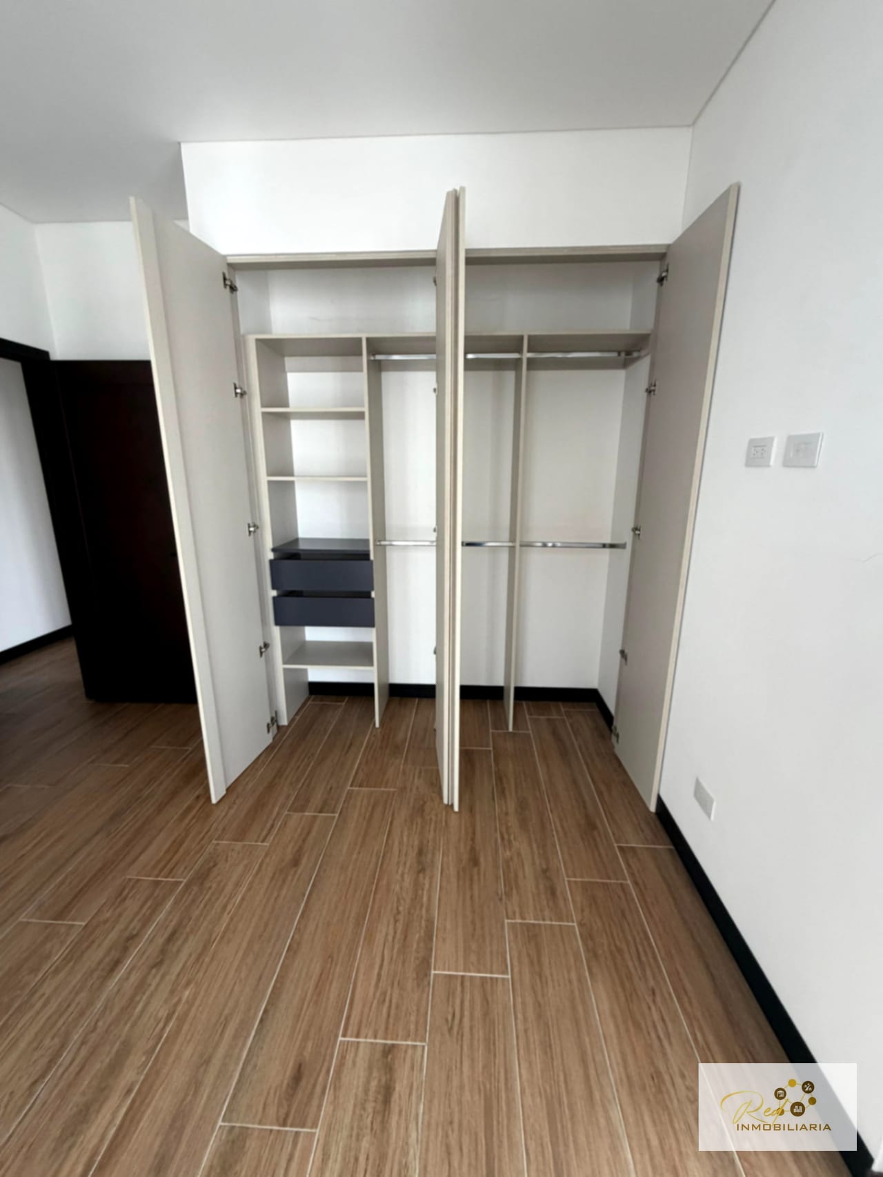 đ˘ APARTAMENTO EN ALQUILER â EDIFICIO LIRIOS 3 DE CAYALA â Apartamento en Alquiler en Ciudad CayalĂĄ, Zona 16, Guatemala, Ciudad â foto 10 de 17